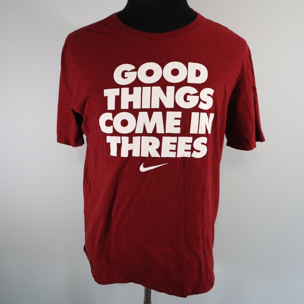 Nike T-Shirt Mens Large Athletic Cut Crew Neck Tee Logo Red Short Sleeve